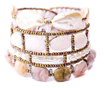 Italian bracelet by Ziio is high-fashion and handmade with baroque pink pearls and pink opals