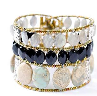 Ziio bracelet made of agate, labradorite and sterling silver. This high-fashion bracelet is one of several we stock by Italian artisan brand Ziio.