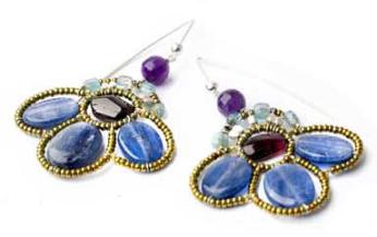 Ziio earrings handmade in Italy with kyanite, amethysts and apatite